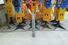 Caterpillar - Spreng-Meißel 140Cs 140Ds - Länge ca. 1200 mm - Durchmesser ca. 140 mm