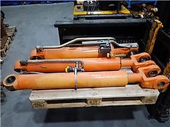 Hitachi Fiat-Hitachi W 170 - Lifting cylinder/Hubzylinder/Hefcilinder