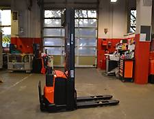 BT SWE 120 // 2.258 Std. / HH 3.700 mm / FH 1.900 mm / Duplex BT SWE 120 // 2.258 Std. / HH 3.700 mm / FH 1.900 mm / Duplex