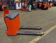 Linde T 16 // erleichtert Transportarbeiten Linde T 16 // erleichtert Transportarbeiten