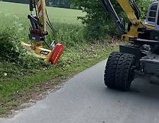 Mulcher Böschungsmulcher Radbagger Miete Mulcher Böschungsmulcher Radbagger Miete